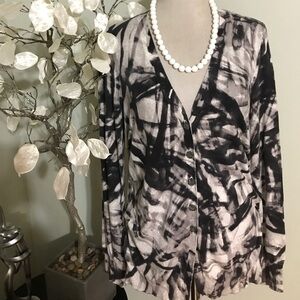 Vera Wang Black and White Abstract Print Button Cardigan
